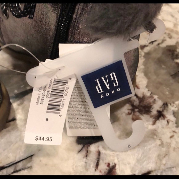 NWT Boots - Picture 4 of 4